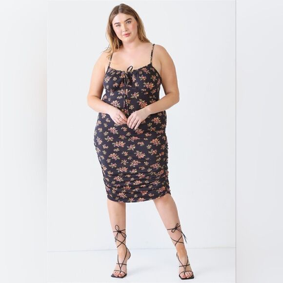 Plus Size Ruched Floral Square Neck Cami Dress - Picture 1 of 4